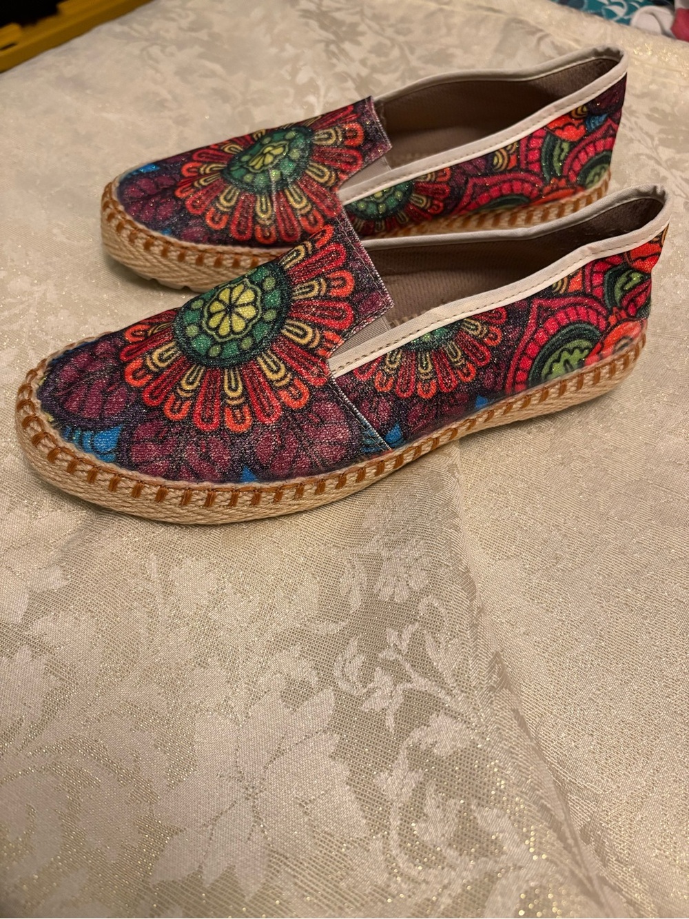 Bohemian Colorful Mandala Floral Slip-On Espadrilles - Multicolor